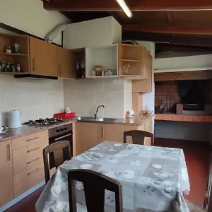 Alojamento de Acomodação e Pequeno-almoço Ilha & Montanha -
